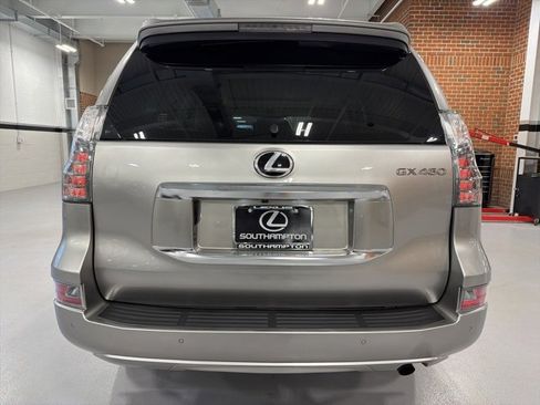 Used 2023 Lexus GX 460 Premium w/ Premium Package image 6