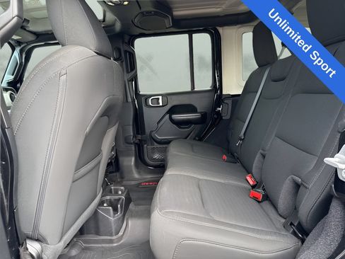 Used 2021 Jeep Wrangler Unlimited Sport AWD/4WD image 10