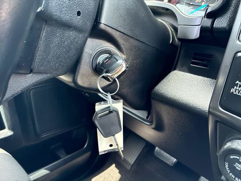 Used 2019 Ford F150 XLT w/ Equipment Group 302A Luxury AWD/4WD image 55
