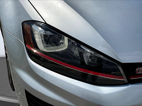 Used 2017 Volkswagen GTI Sport FWD image 28