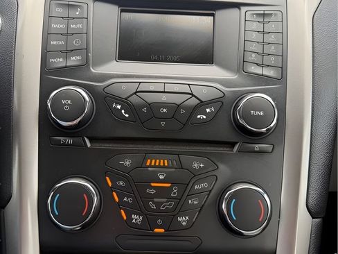 Used 2018 Ford Fusion S FWD image 30