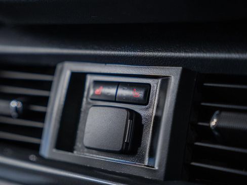 Used 2023 Ford F150 Lariat w/ Equipment Group 502A High image 41