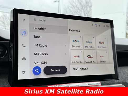 Used 2024 Toyota Tacoma Limited image 8