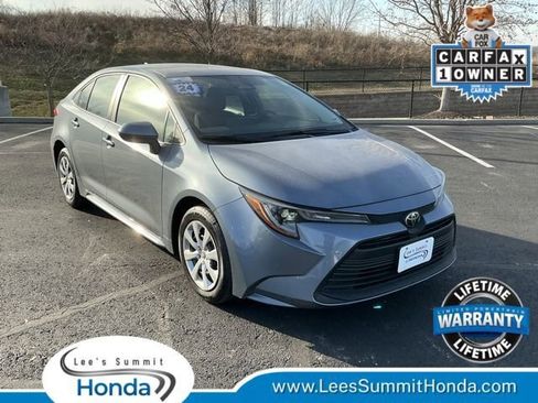 Used 2024 Toyota Corolla LE image 1