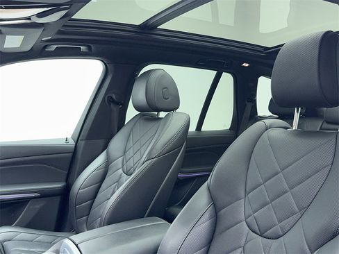 Used 2023 BMW X5 sDrive40i w/ Premium Package image 39