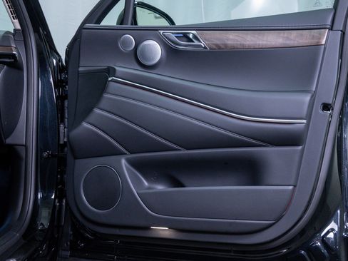 New 2026 Genesis GV80 2.5T Advanced image 10