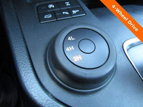 Used 2021 Ford Ranger XLT w/ Equipment Group 302A High image 17