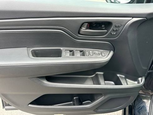 Used 2025 Honda Odyssey Sport-L image 28