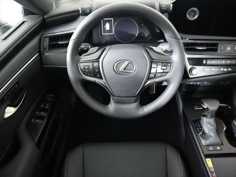 Certified 2025 Lexus ES 300h w/ Premium Package FWD image 11
