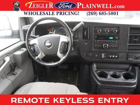 Used 2016 Chevrolet Express 3500 LT w/ LT Preferred Equipment Group image 7