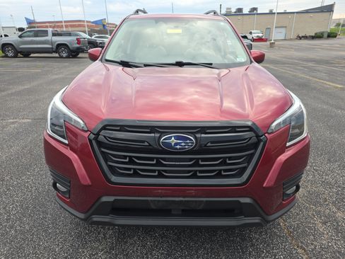 Used 2022 Subaru Forester Premium AWD/4WD image 7