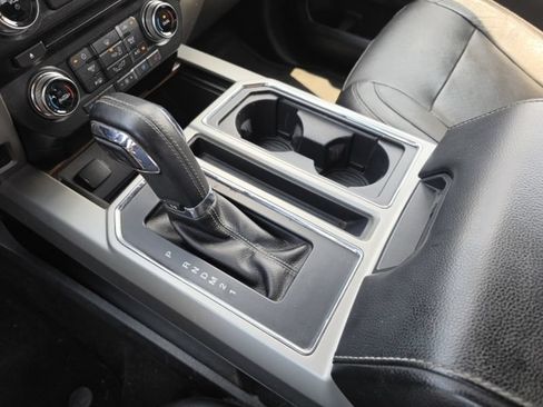 Used 2015 Ford F150 Lariat w/ Equipment Group 502A Luxury RWD image 26