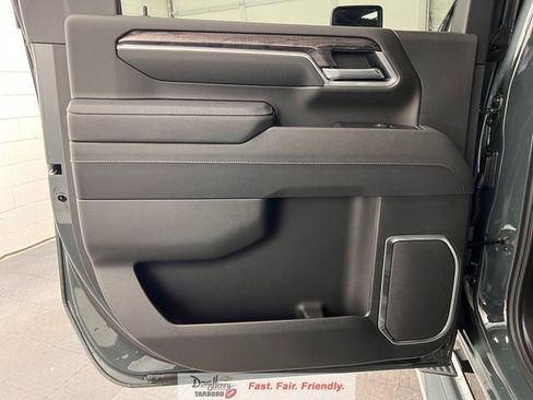 New 2026 Chevrolet Silverado 3500 LTZ w/ LTZ Convenience Package AWD/4WD image 32