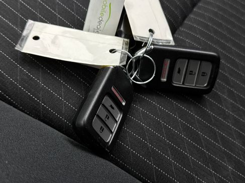 Used 2019 Honda Fit EX image 35