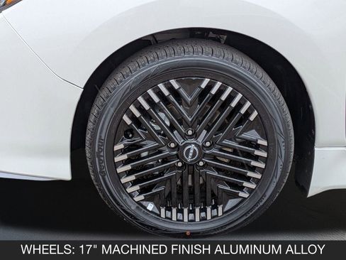 Used 2024 Nissan Leaf SV Plus image 13