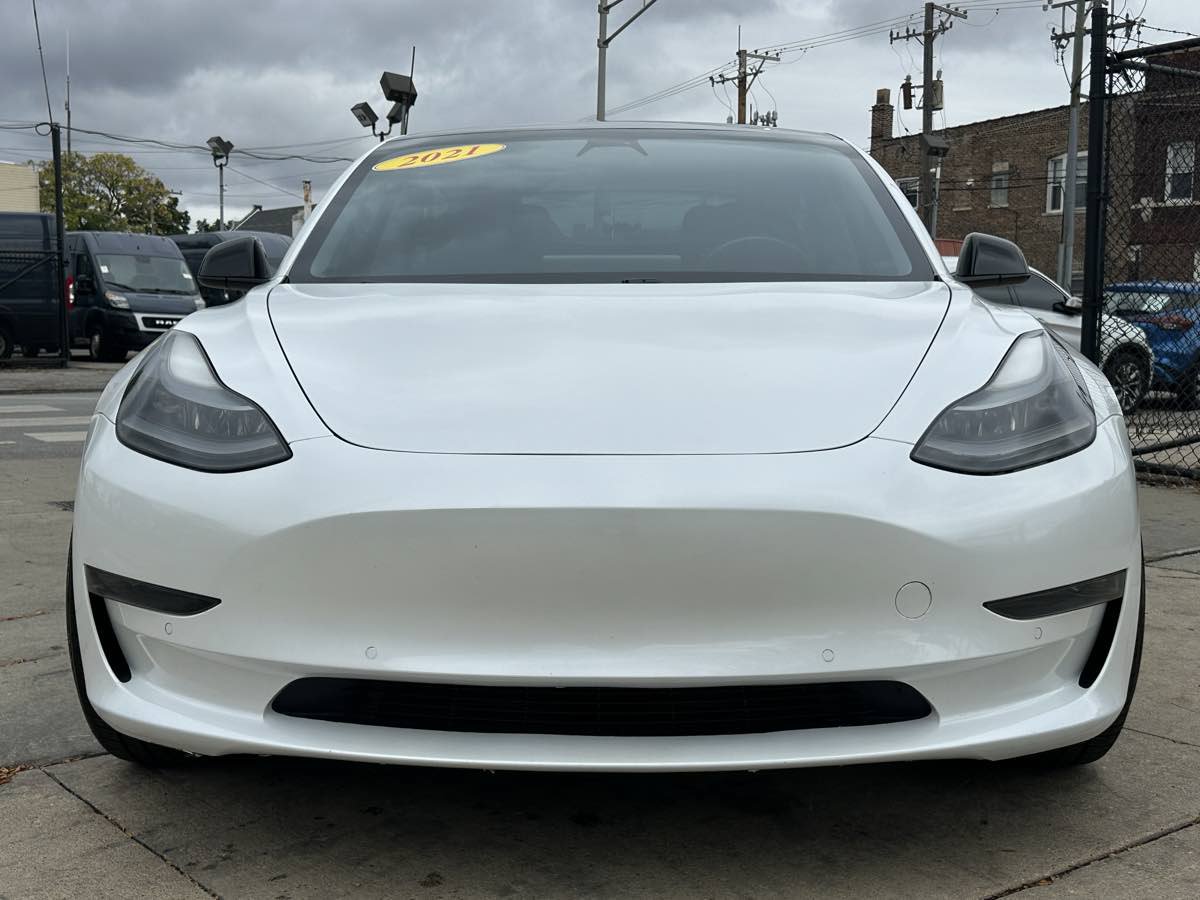 Used 2021 Tesla Model 3 Standard Range Plus RWD image 2
