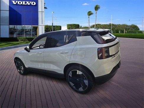 New 2026 Volvo EX30 Plus w/ Protection Package image 8