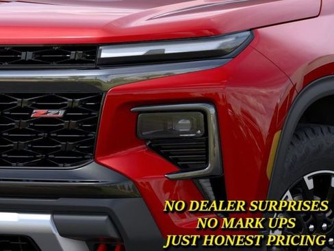 New 2026 Chevrolet Traverse Z71 w/ Driver Confidence Package AWD/4WD image 10