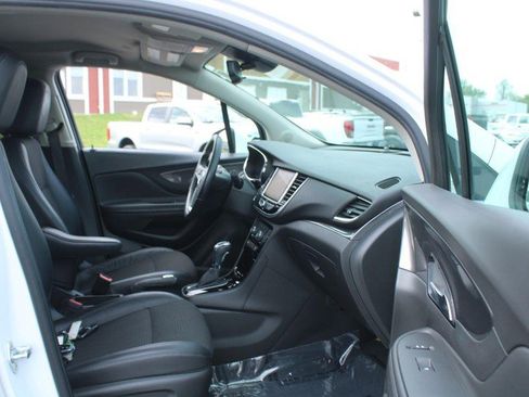 Used 2017 Buick Encore Preferred image 12