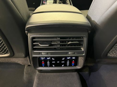 Used 2023 Audi Q7 3.0T Prestige w/ Prestige Package image 35