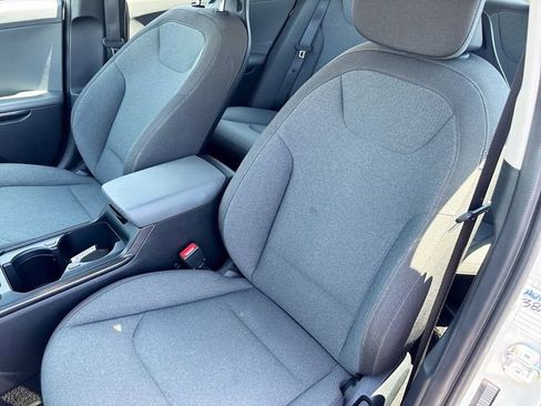Used 2025 Kia K4 FWD image 20