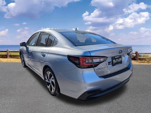 Used 2021 Subaru Legacy Premium image 5