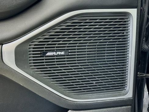 Used 2024 Jeep Wagoneer Series II w/ Flexible Seating Group AWD/4WD image 20