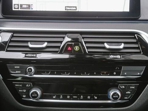 Certified 2023 BMW 530e w/ M Sport Package image 10