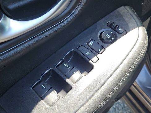 Certified 2024 Honda HR-V LX image 21