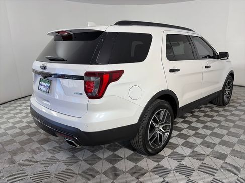 Used 2016 Ford Explorer Sport w/ Equipment Group 401A AWD/4WD image 7
