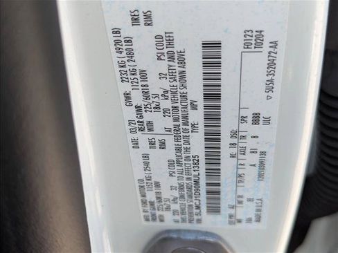 Used 2021 Lincoln Corsair AWD image 24