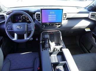 New 2025 Toyota Tundra Limited video 2