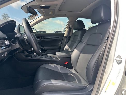 Used 2024 Honda Civic Touring image 17