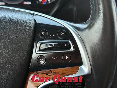 Used 2016 Cadillac Escalade Luxury AWD/4WD image 40