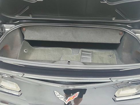 Used 2018 Chevrolet Corvette Z06 RWD image 21