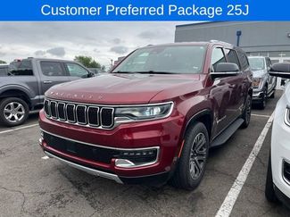 Used 2024 Jeep Wagoneer L Series II w/ Flexible Seating Group AWD/4WD video 2