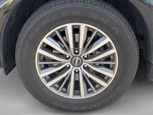 Used 2021 Nissan Armada SV w/ SV Appearance Package image 10