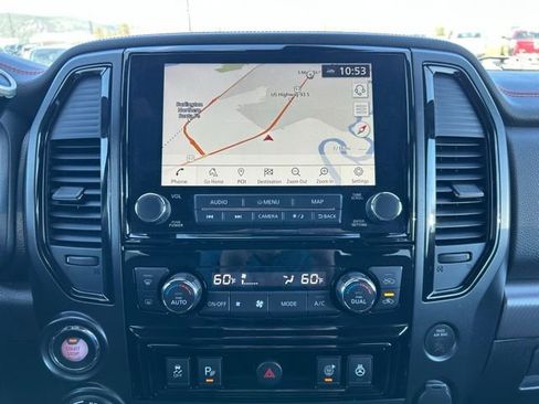 Used 2021 Nissan Titan PRO-4X w/ Pro-4x Convenience Package image 18