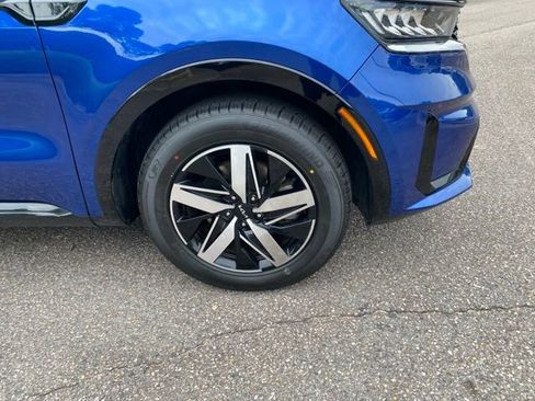 Used 2022 Kia Sorento S FWD image 25