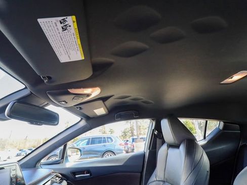 Used 2019 Toyota C-HR Limited image 50