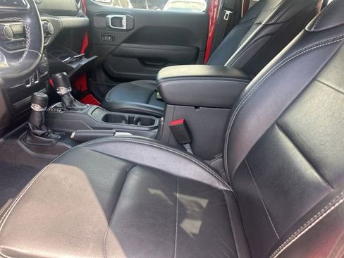 Used 2022 Jeep Wrangler Unlimited Sahara w/ Safety Group image 21