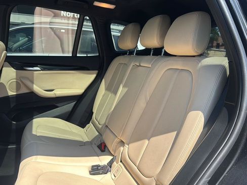 Used 2017 BMW X1 sDrive28i FWD image 22
