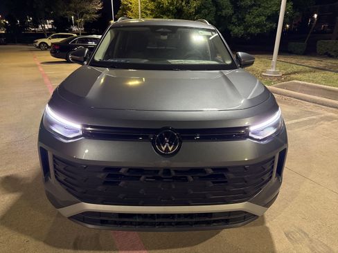 New 2025 Volkswagen Tiguan S image 10