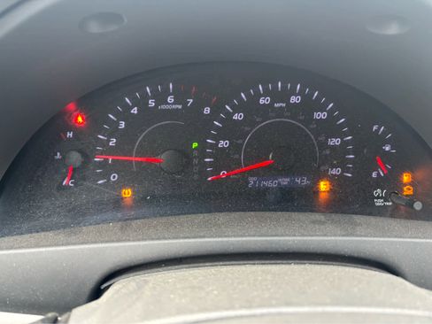 Used 2010 Toyota Camry XLE image 10