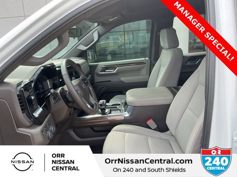 Used 2023 Chevrolet Silverado 1500 LT Trail Boss w/ Protection Package image 17