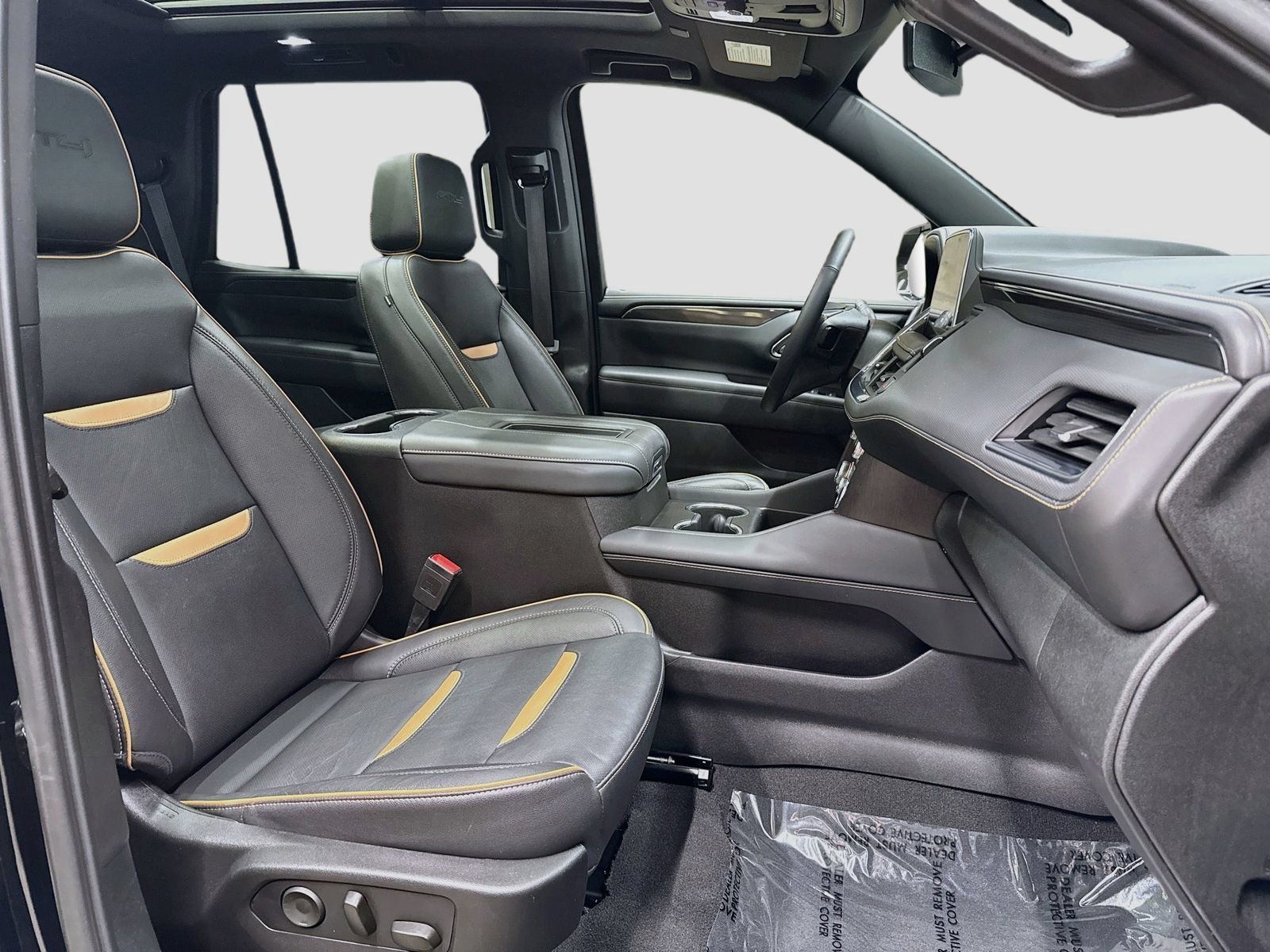Used 2023 GMC Yukon AT4 w/ AT4 Premium Package AWD/4WD image 33