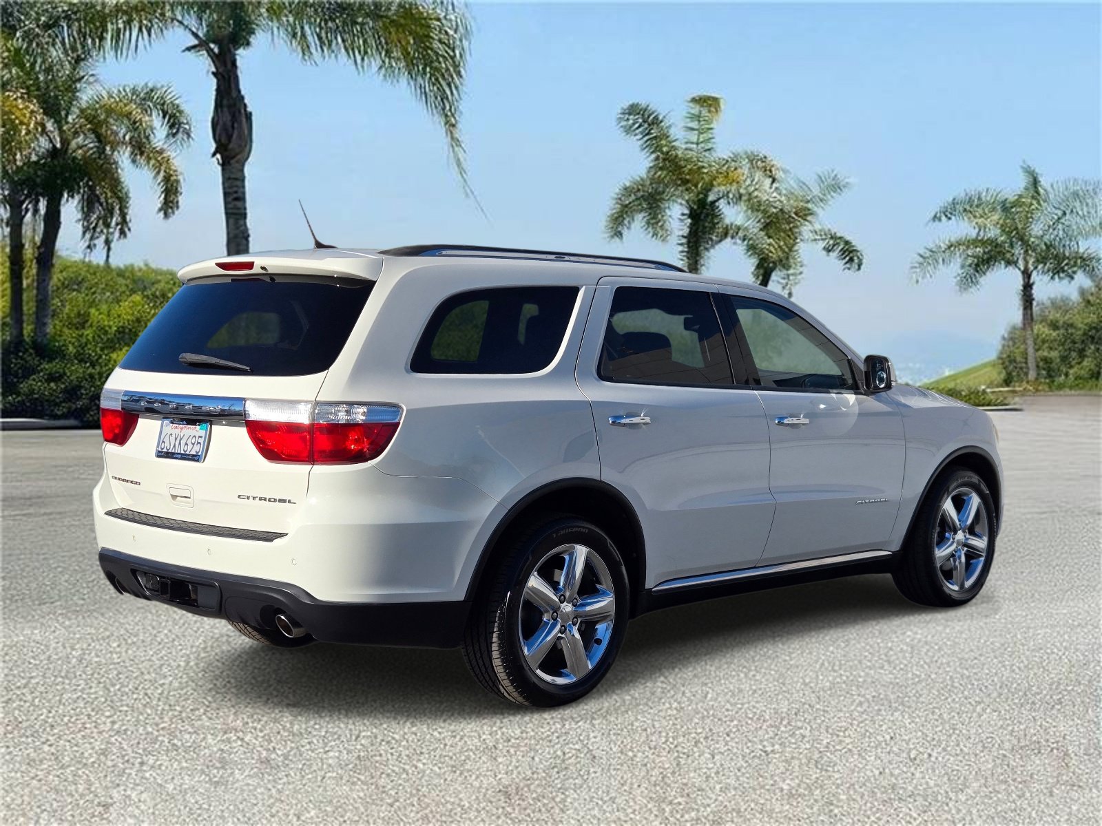 Used 2011 Dodge Durango Citadel w/ Trailer Tow Group IV RWD image 4