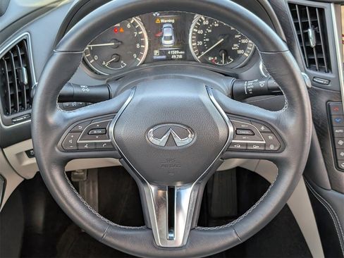 Used 2023 INFINITI Q50 Sensory image 11