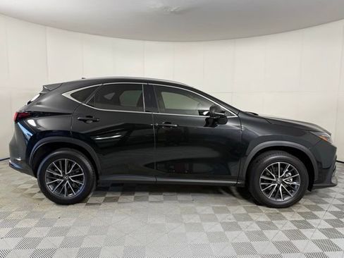 Used 2025 Lexus NX 350 AWD w/ Luxury Package image 9