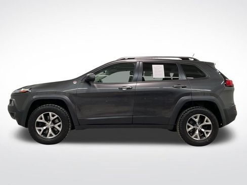 Used 2015 Jeep Cherokee Trailhawk w/ Comfort/Convenience Group image 27